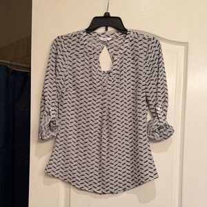 Stylish Black and White Patterned Women's Top
